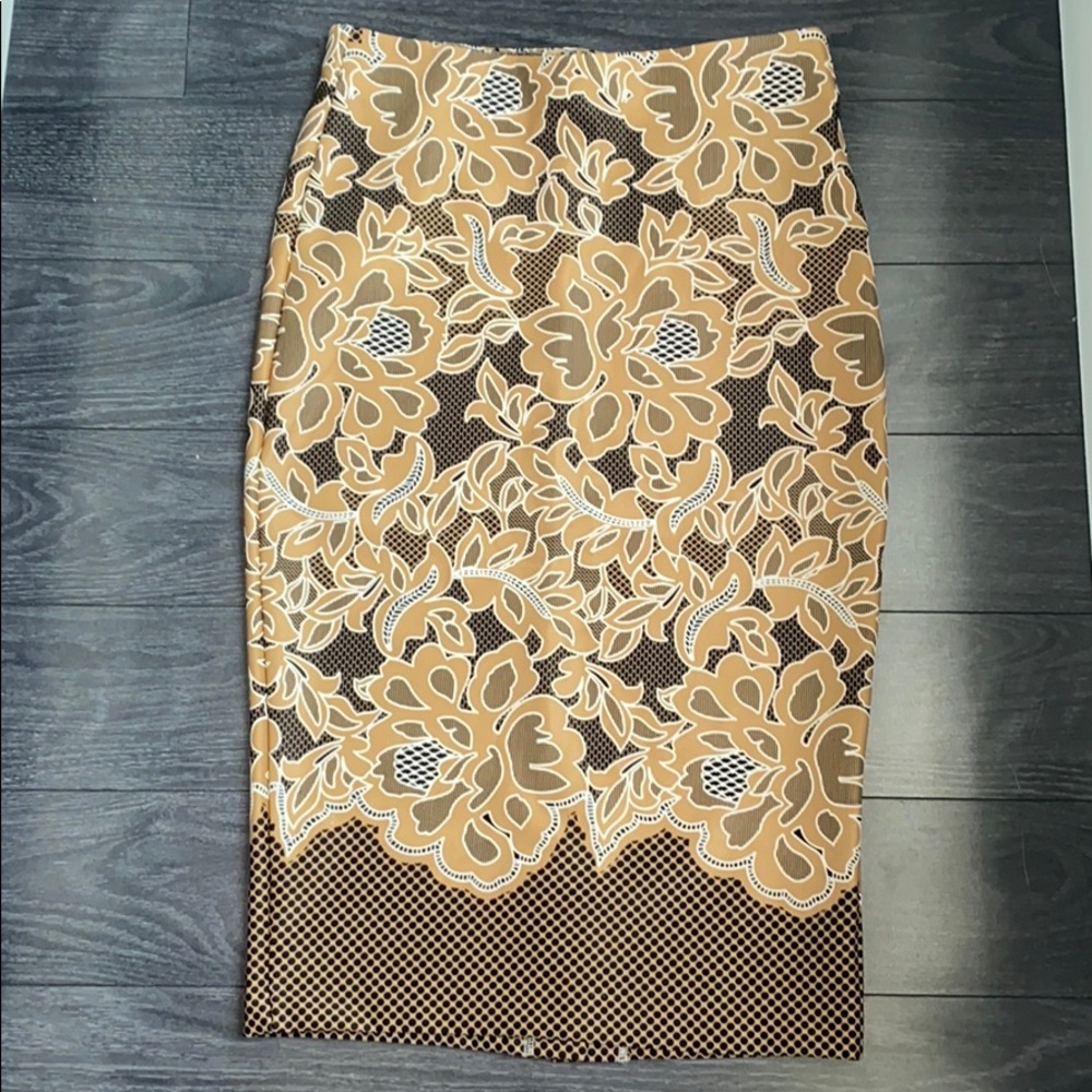 SALE 🤩ECI Pencil Skirt Size S